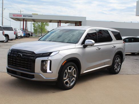 Used 2025 Hyundai Palisade SEL FWD image 11