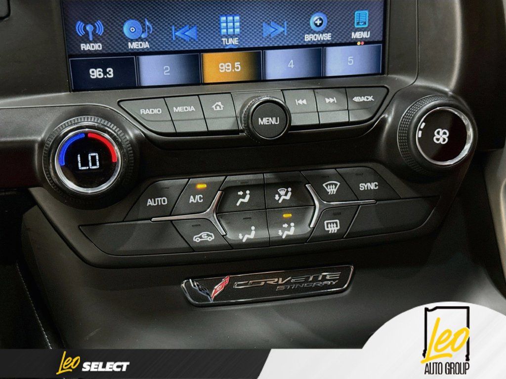 Used 2018 Chevrolet Corvette Stingray Coupe w/ 1LT RWD image 18