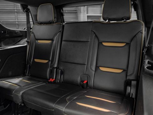 Used 2021 GMC Yukon AT4 w/ Rear Media and Nav Package AWD/4WD image 42