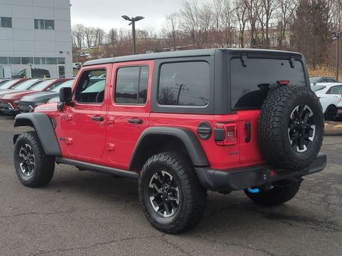 Used 2025 Jeep Wrangler Unlimited Rubicon 4xe w/ Safety Group AWD/4WD image 5