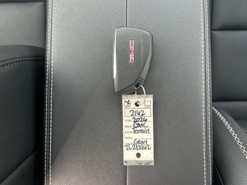 New 2026 GMC Terrain Denali w/ LPO, Floor Liner Package image 32