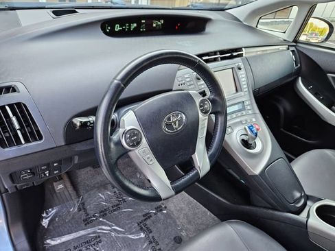 Used 2013 Toyota Prius Prime Advanced FWD image 17