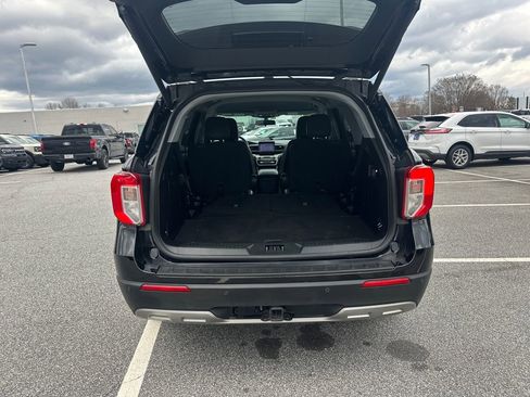 Certified 2022 Ford Explorer XLT w/ Equipment Group 202A image 20