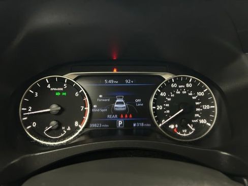 Used 2025 Nissan Altima 2.5 SV FWD image 20