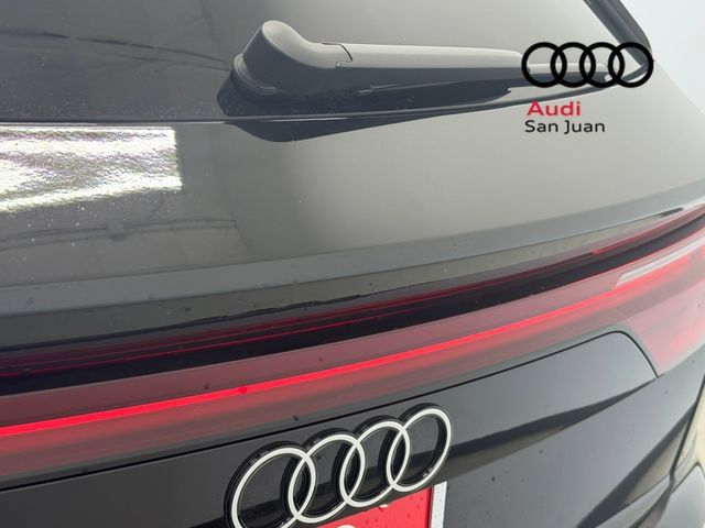 Certified 2025 Audi Q8 Premium w/ Convenience Package AWD/4WD image 11