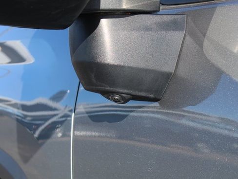 Used 2025 Chevrolet Silverado 2500 High Country w/ Technology Package image 17