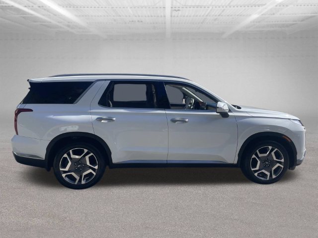 Used 2023 Hyundai Palisade Limited AWD/4WD image 5