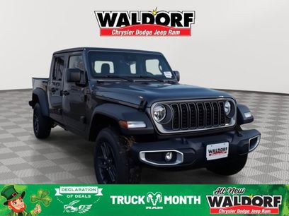 New 2025 Jeep Gladiator Sport