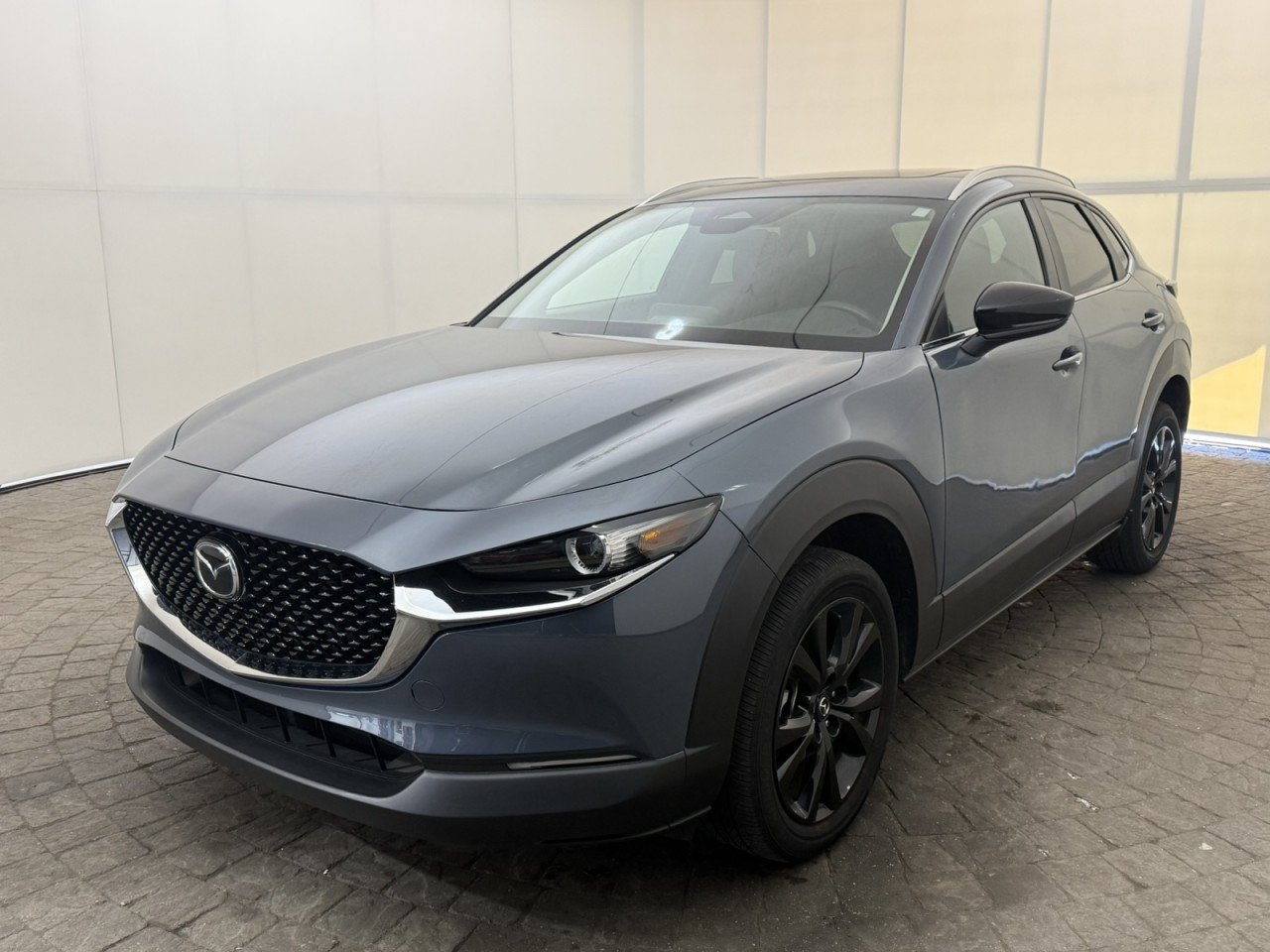Used 2025 MAZDA CX-30 AWD 2.5 S w/ Preferred Package image 3