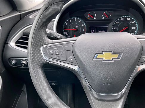 Used 2024 Chevrolet Malibu LT FWD image 19
