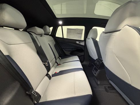 New 2025 Volkswagen ID.4 Pro S image 15
