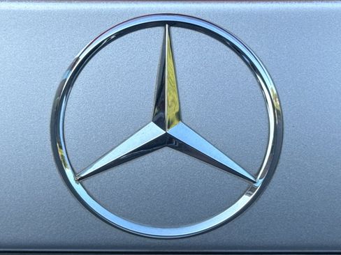 Used 2005 Mercedes-Benz E 500 4MATIC Sedan image 51