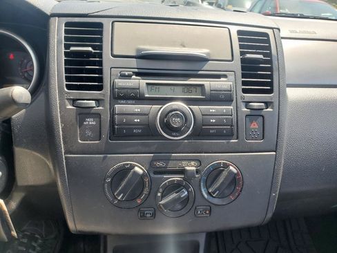Used 2009 Nissan Versa 1.8 S w/ PWR Pkg FWD image 18