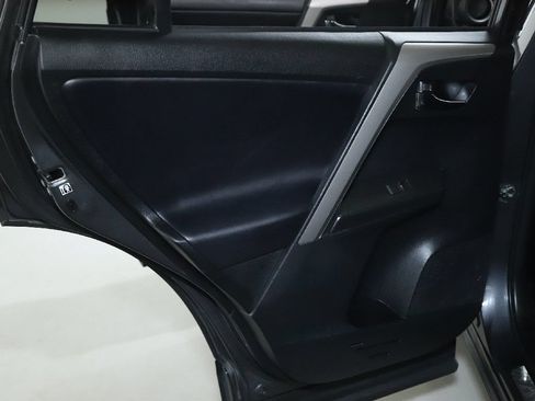 Used 2018 Toyota RAV4 Adventure AWD/4WD image 13