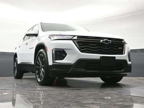 Certified 2023 Chevrolet Traverse RS w/ LPO, Floor Liner Package AWD/4WD image 30