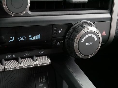 Certified 2026 Toyota 4Runner TRD Off-Road Premium AWD/4WD image 30