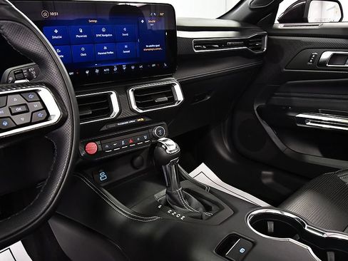 Used 2025 Ford Mustang GT Premium RWD image 21
