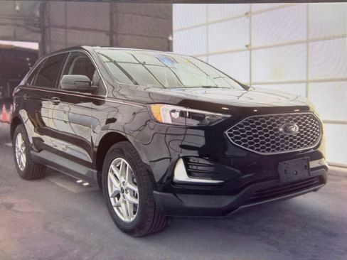 Used 2024 Ford Edge SEL AWD/4WD image 2