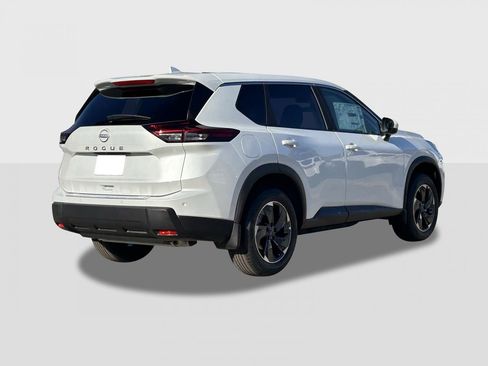 New 2026 Nissan Rogue SV FWD image 4