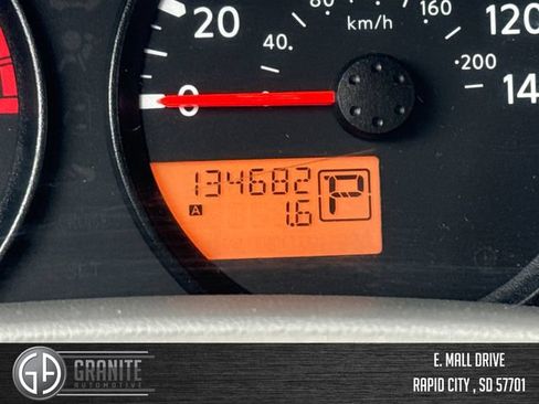 Used 2021 Nissan Frontier SV w/ Midnight Edition Floor Mats AWD/4WD image 16