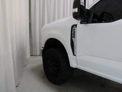 Used 2025 Ford F350 XL w/ XL Driver Assist Package AWD/4WD image 31