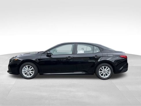 New 2026 Toyota Camry LE FWD image 2