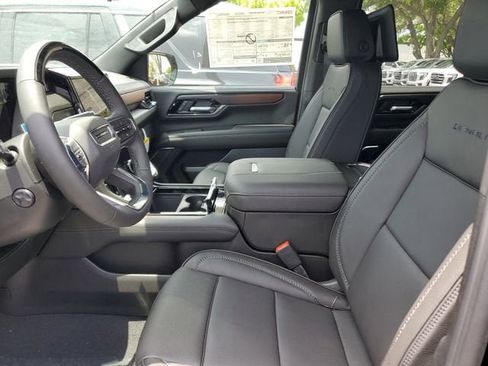 New 2026 GMC Yukon Denali AWD/4WD image 19