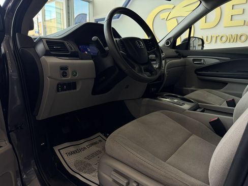 Used 2021 Honda Pilot EX image 13