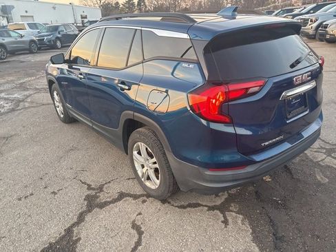 Used 2019 GMC Terrain SLE w/ Driver Convenience Package image 12