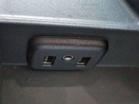 Used 2023 Chevrolet Camaro LT image 21