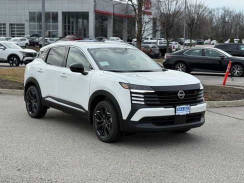 New 2026 Nissan Kicks SR w/ SR Premium Package image 3