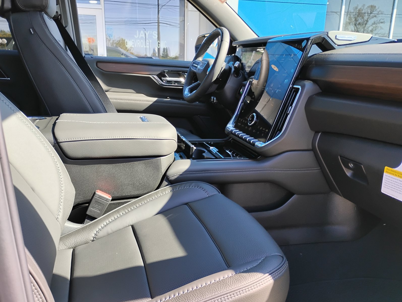 New 2027 GMC Yukon Denali w/ Denali Reserve Package AWD/4WD image 20