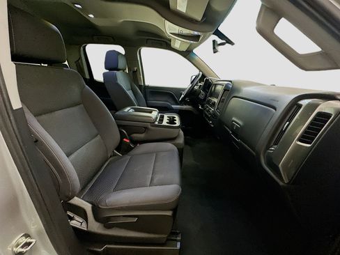 Used 2019 Chevrolet Silverado 1500 LT w/ All Star Edition image 32