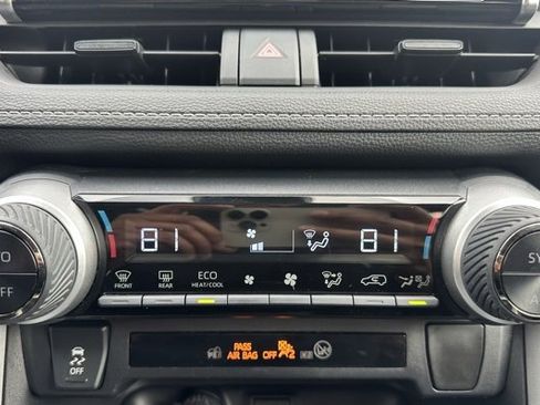 Used 2024 Toyota RAV4 XLE image 21