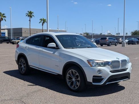Used 2018 BMW X4 xDrive28i AWD/4WD image 3