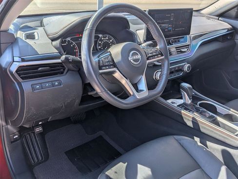 Certified 2024 Nissan Altima 2.5 SR w/ SR Premium Package FWD image 10