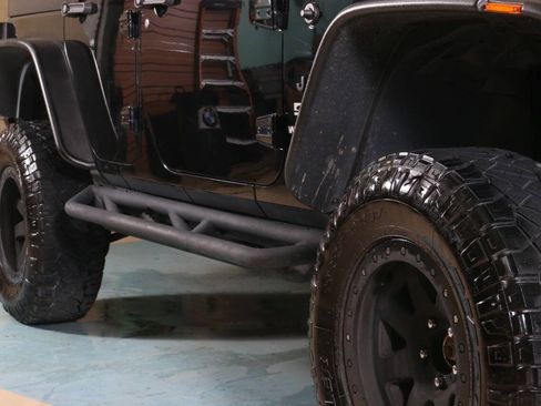 Used 2015 Jeep Wrangler Unlimited Sport AWD/4WD image 5