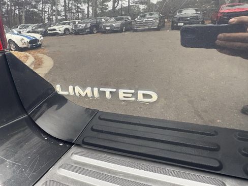 Used 2015 Ford Expedition Limited RWD image 11