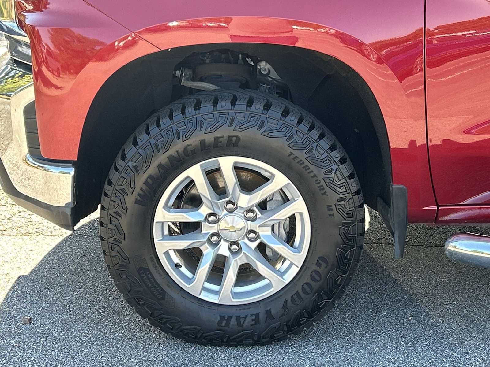 Used 2020 Chevrolet Silverado 1500 LT w/ All-Star Edition AWD/4WD image 7