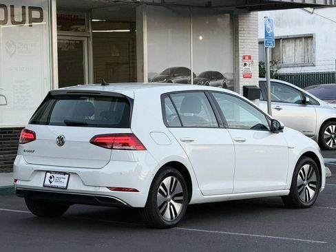 Used 2019 Volkswagen e-Golf SEL Premium FWD image 9