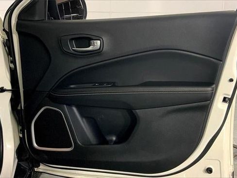 Used 2019 Jeep Compass Sport FWD image 23