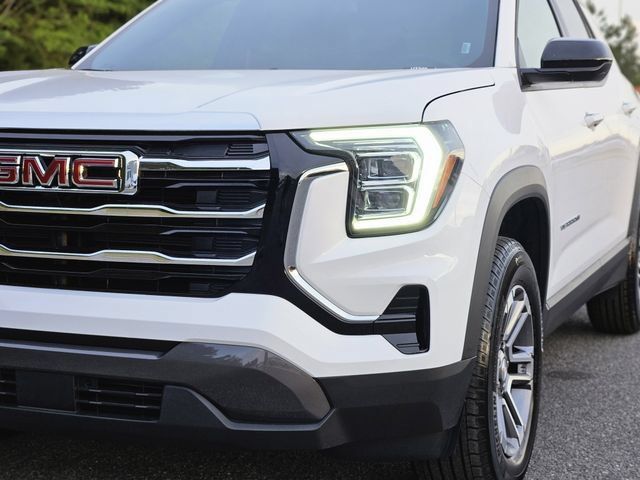 Used 2026 GMC Terrain Elevation FWD image 9