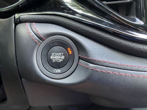 Used 2022 Dodge Durango R/T w/ Blacktop Package AWD/4WD image 27
