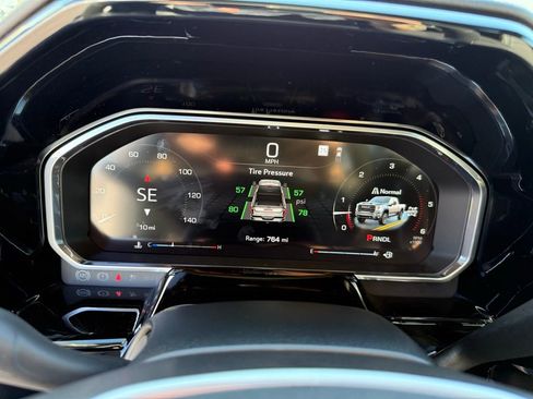 New 2026 GMC Sierra 2500 SLT w/ Max Trailering Package image 26