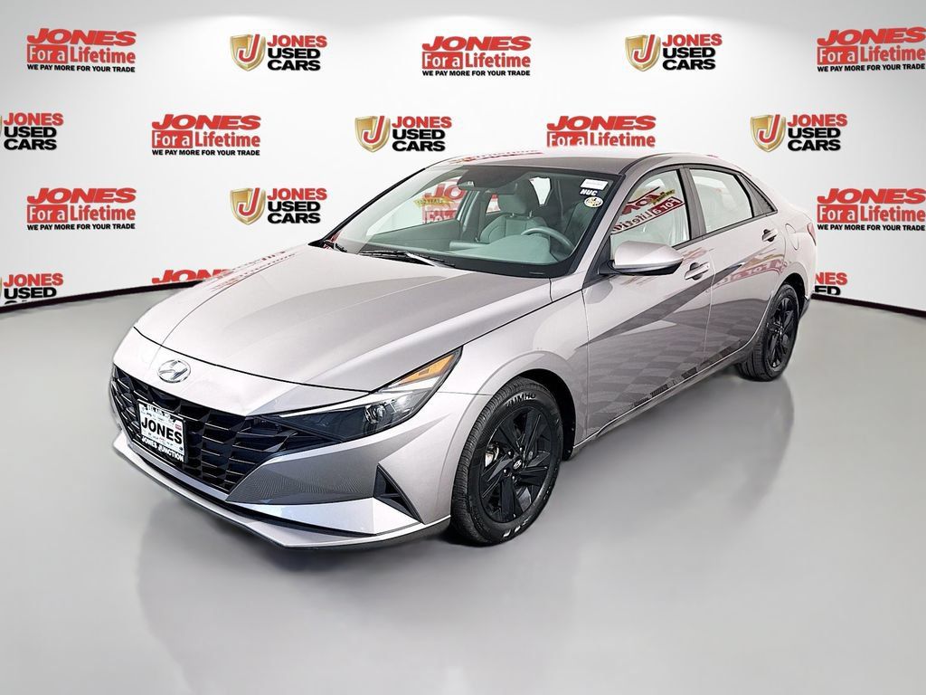 Certified 2023 Hyundai Elantra SEL w/ Cargo Package FWD image 12