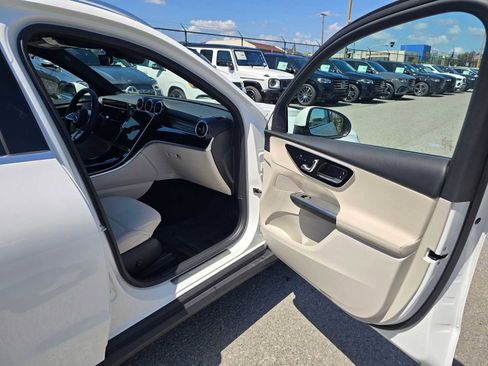 Used 2026 Mercedes-Benz GLC 300 4MATIC image 13