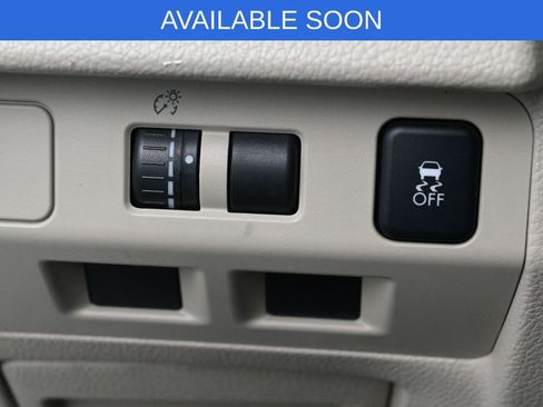 Used 2013 Subaru Crosstrek 2.0i Premium AWD/4WD image 14