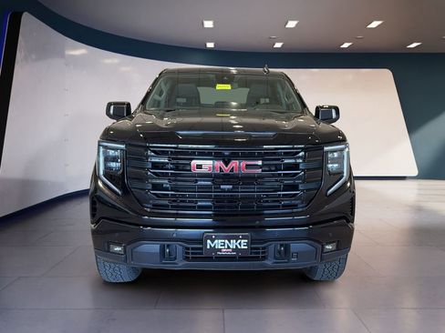 Used 2024 GMC Sierra 1500 Elevation w/ Elevation Premium Package AWD/4WD image 2