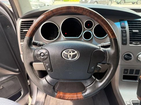 Used 2012 Toyota Tundra Limited w/ Platinum Pkg AWD/4WD image 38