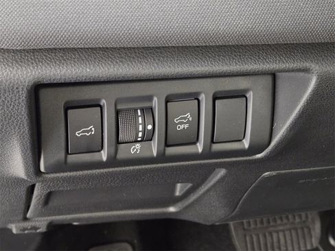 Certified 2020 Subaru Outback Premium image 26